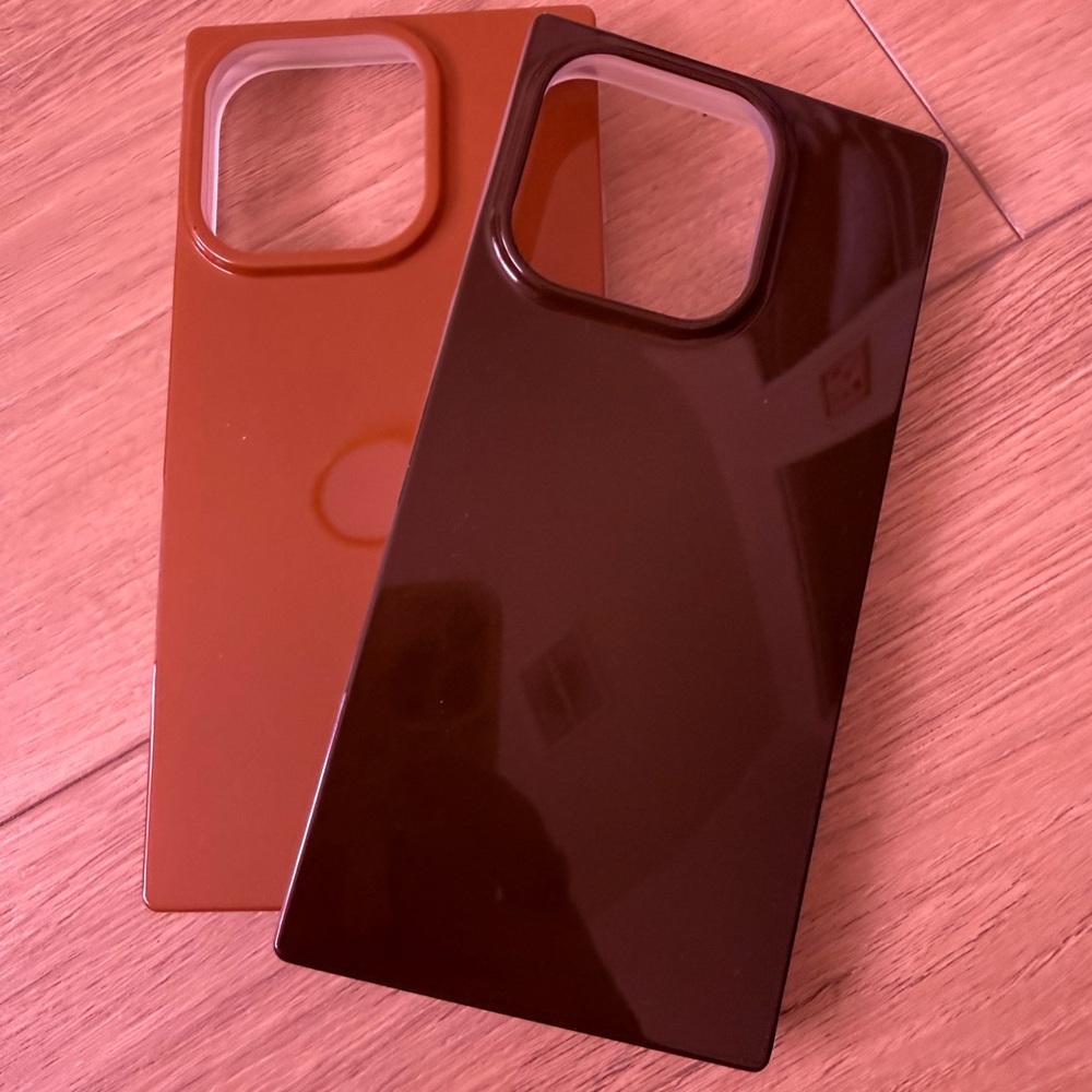 Flaunt iphone 16 pro case! Bundle with two cases